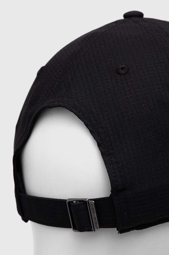 Dodatki Kapa s šiltom Under Armour Iso Chill Armourvent 1383445 črna