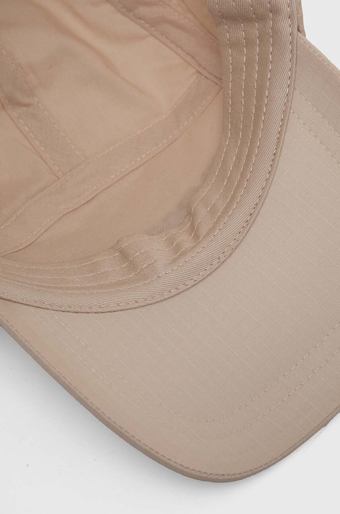 Детска шапка с козирка Emporio Armani бежов 404698.4R477