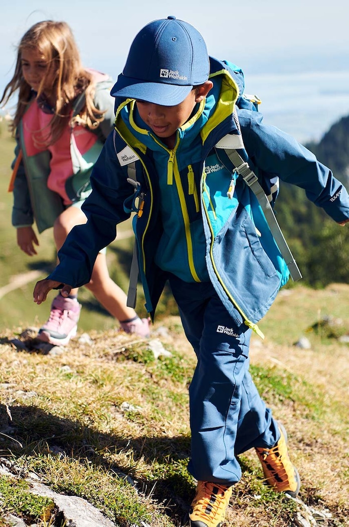 Chłopiec Jack Wolfskin czapka z daszkiem dziecięca ACTIVE HIKE 1910542. granatowy