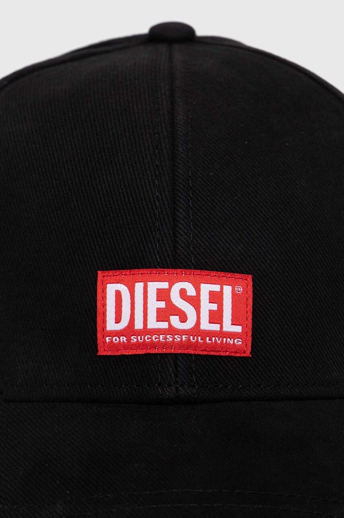Памучна шапка с козирка Diesel CORRY-JACQ-WASH A11360.0BLAA черен AA00
