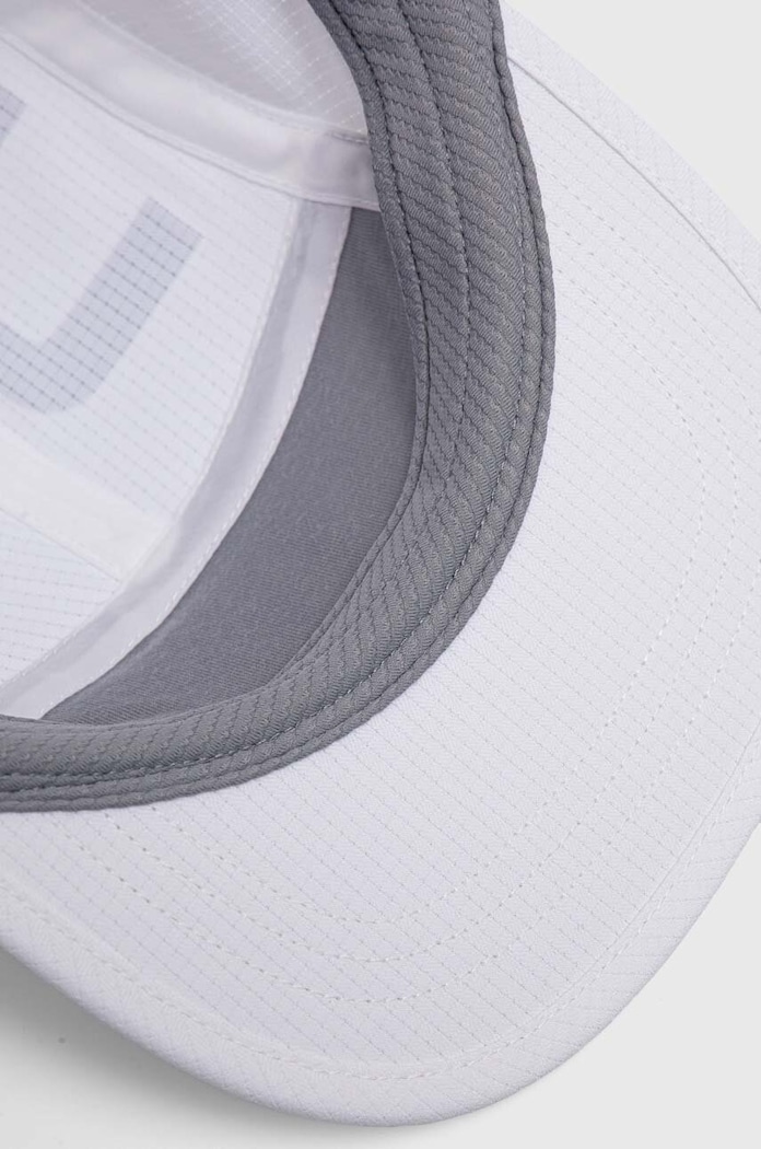 Kapa sa šiltom Under Armour Iso-Chill Armourvent bijela 1383436