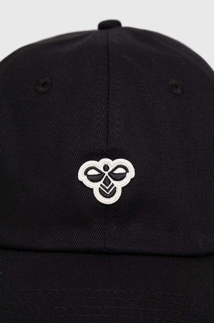 Hummel czapka z daszkiem bawełniana 225368 czarny SS25