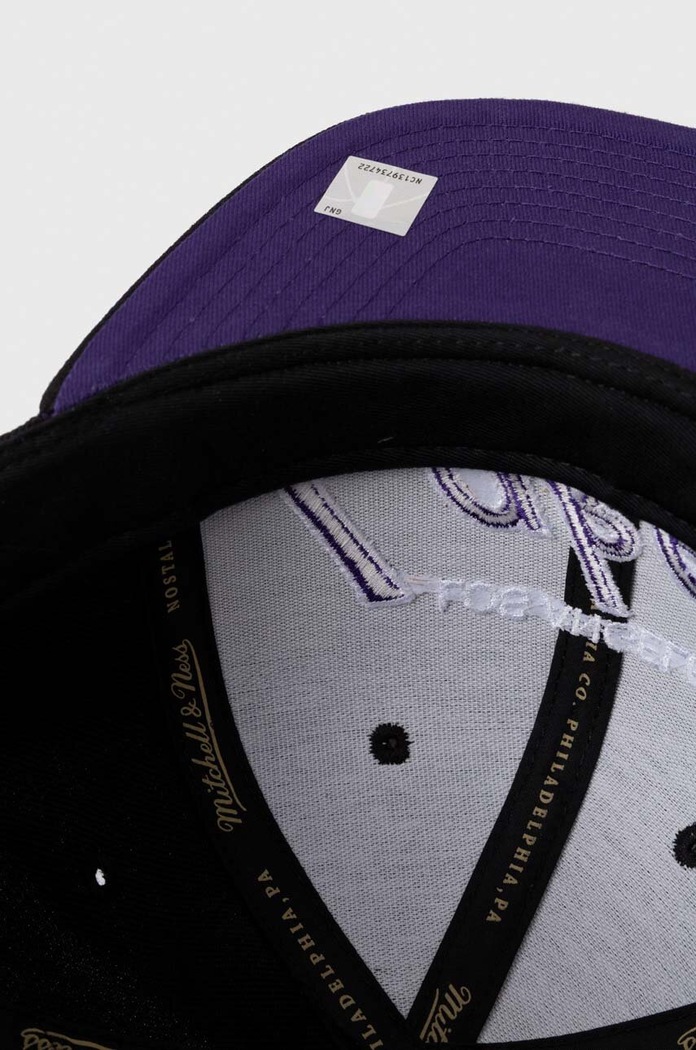Mitchell&Ness czapka z daszkiem z domieszką wełny NBA LOS ANGELES LAKERS czarny HHSS3280.LALYYPPPBLCK
