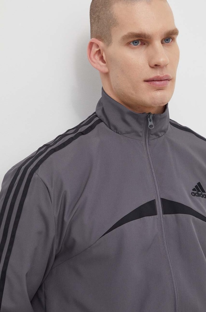 Tepláková súprava adidas IT4022 sivá