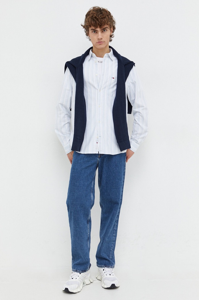 Pamučna košulja Tommy Jeans DM0DM18336 plava SS24