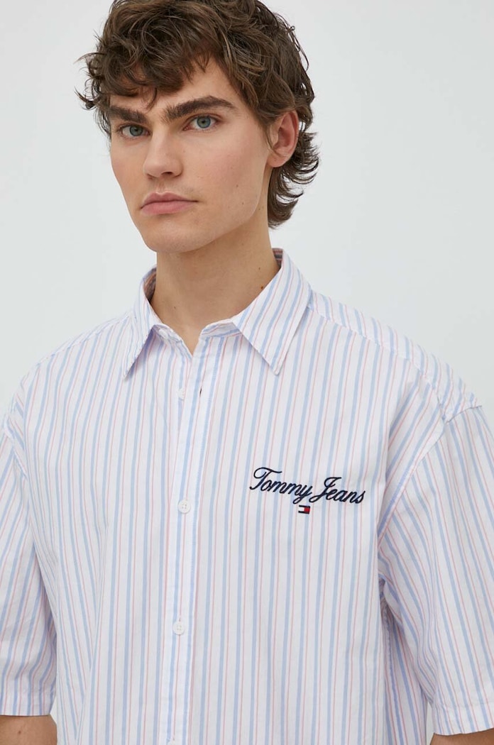 Памучна риза Tommy Jeans бял DM0DM18955