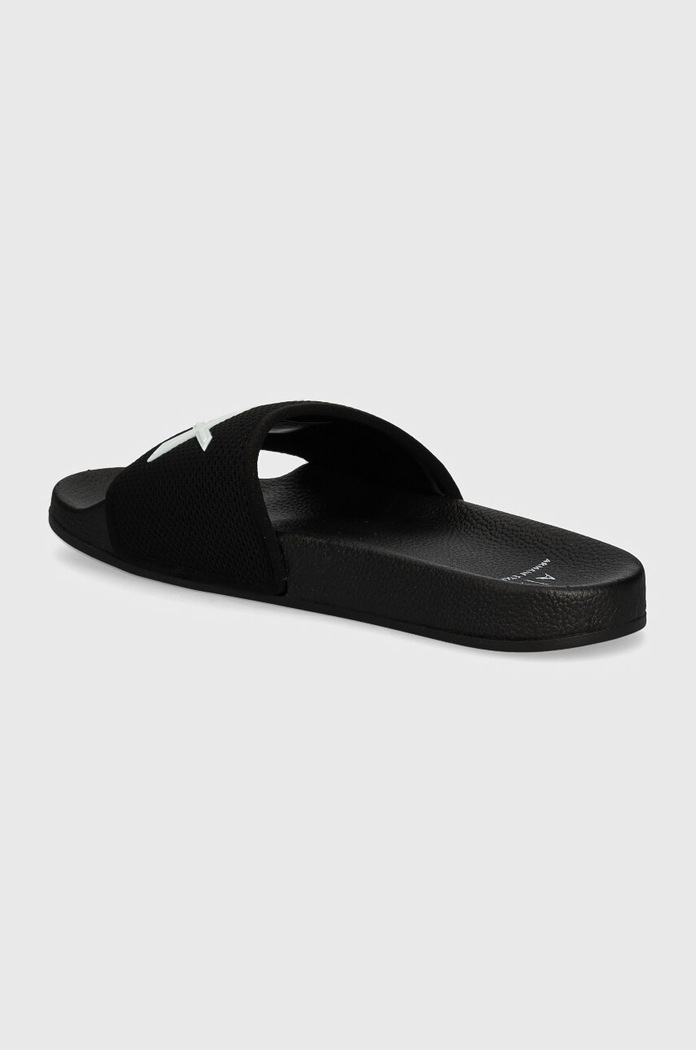 Obutev Natikači Armani Exchange XUP001.XV820.S277 črna