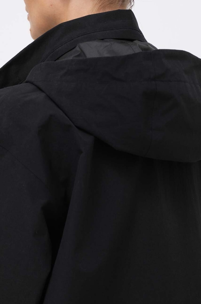 Bunda The North Face NF0A8327JK31 čierna