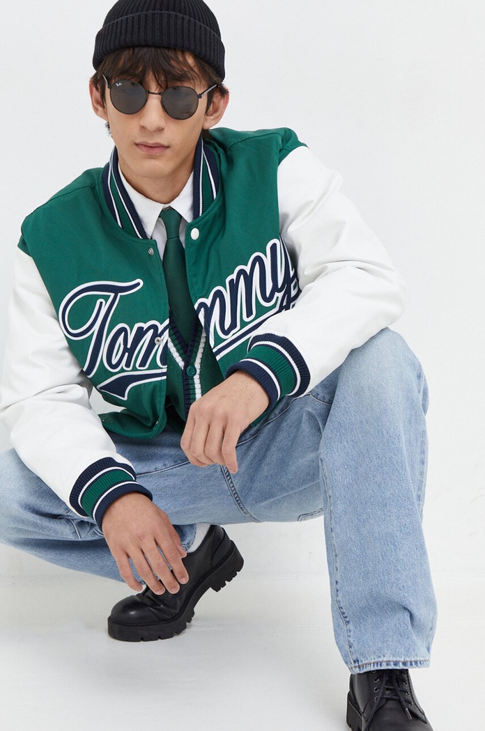 Bomber jakna Tommy Jeans zelena DM0DM17880