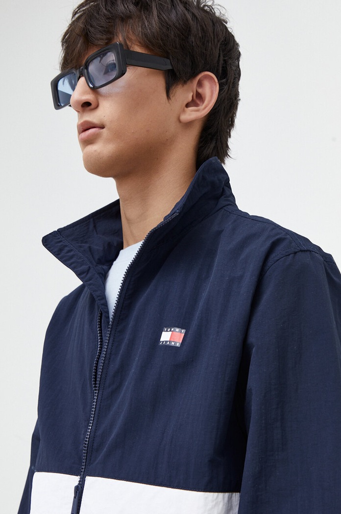 Bunda Tommy Jeans námořnická modř DM0DM17887