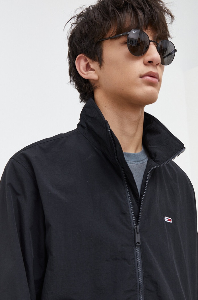 Tommy Jeans kurtka czarny DM0DM17982