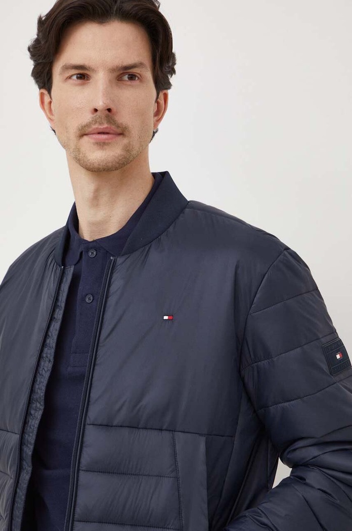 Bunda Tommy Hilfiger tmavomodrá MW0MW33731