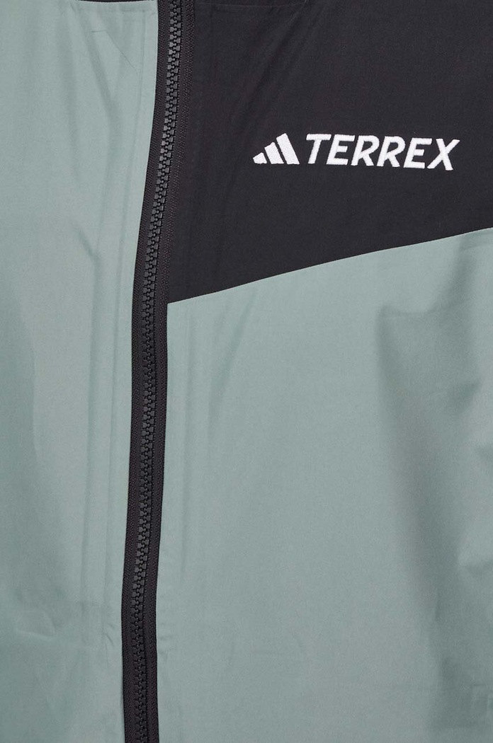 Vodoodporna jakna adidas TERREX Multi 2.5 L RAIN.RDY IN4770 zelena