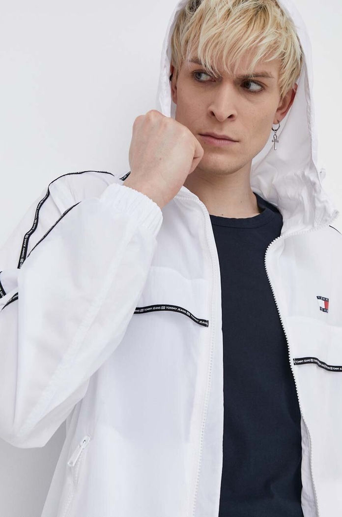 Tommy Jeans rövid kabát fehér DM0DM18697
