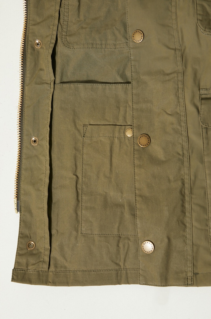 Bavlněná bunda Barbour Modified Transport Casual MCA0966