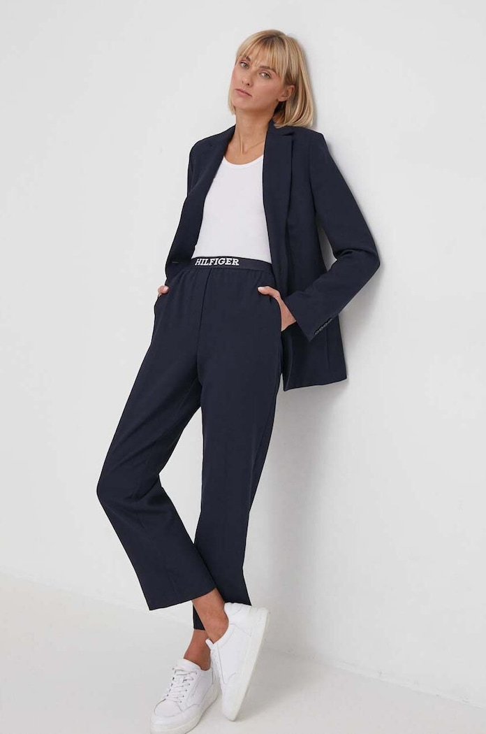Sako Tommy Hilfiger WW0WW40496 námořnická modř SS24