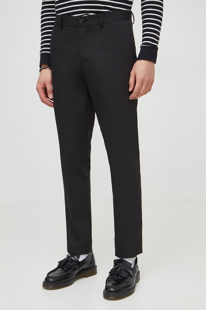 Oblek Lindbergh čierna 30.606900.BLACK