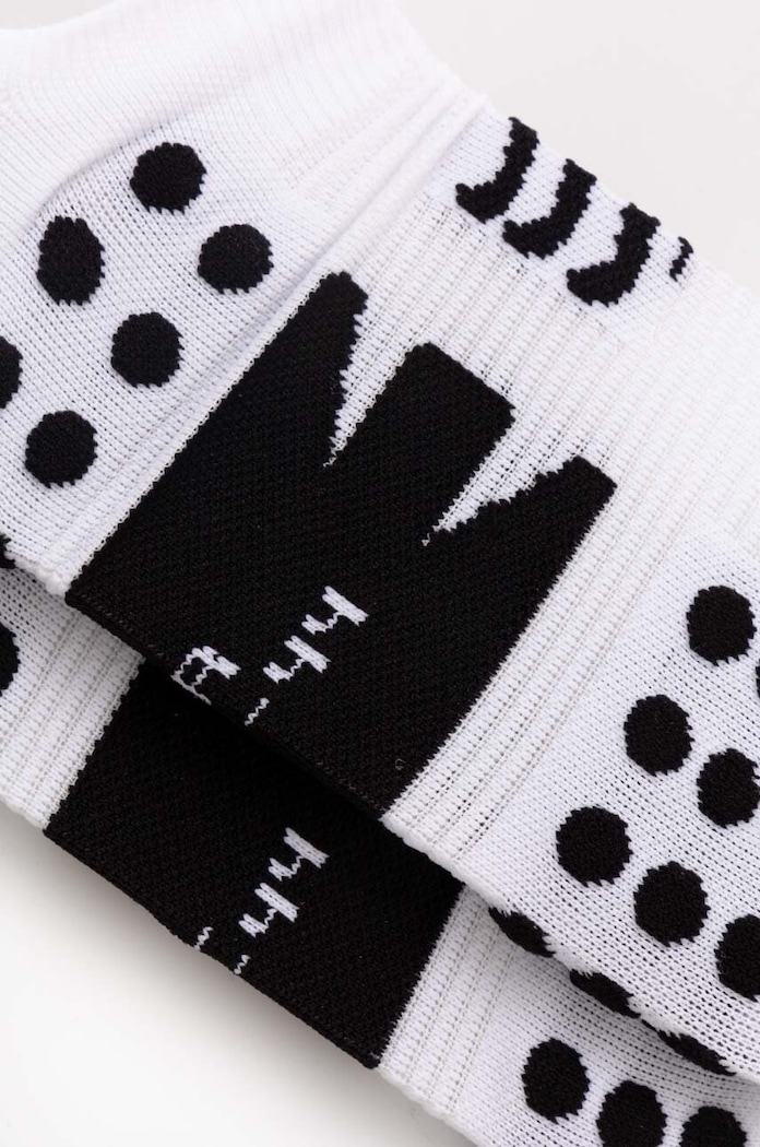 Шкарпетки Compressport No Show Socks XU00045B білий SS24