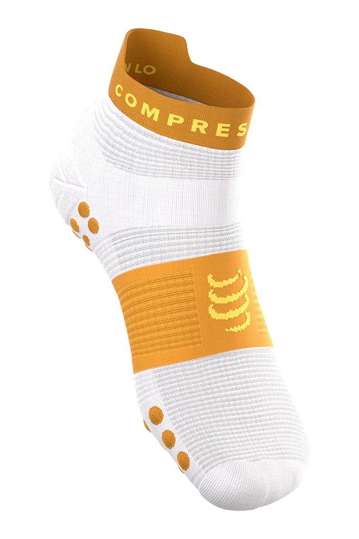 Odzież Compressport Skarpety sportowe Pro Racing v4.0 XU00047B biały