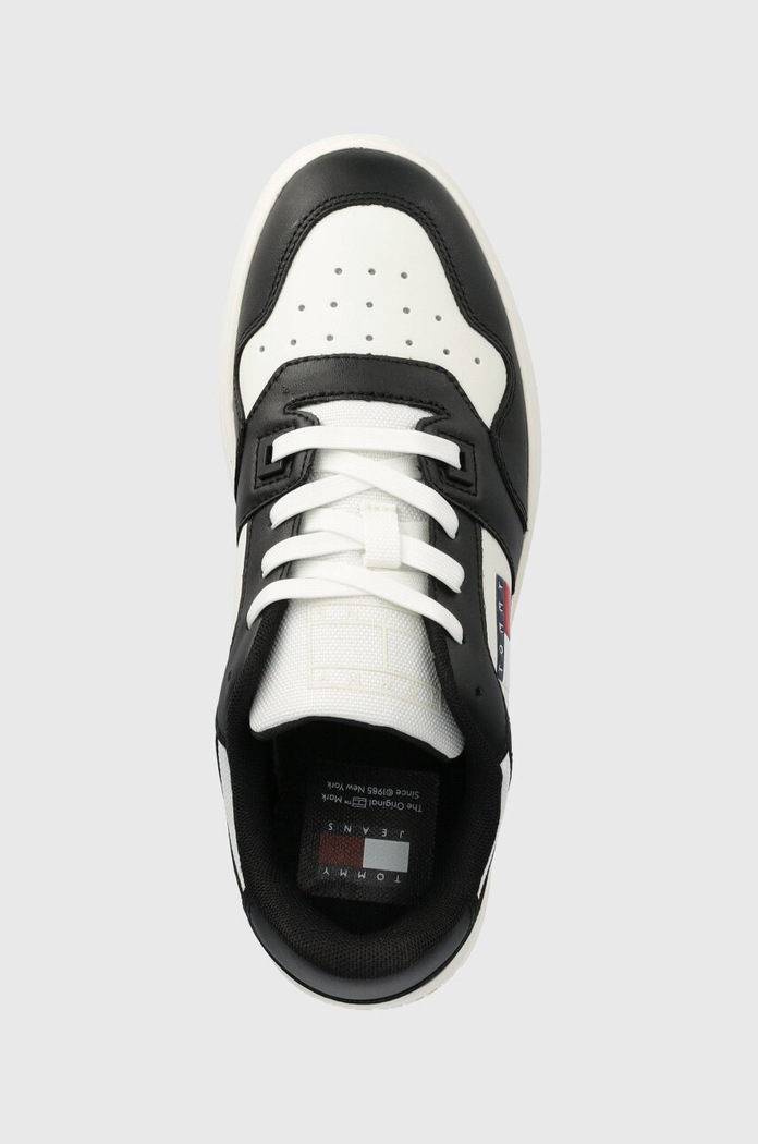 Kožené tenisky Tommy Jeans TJW RETRO BASKET ESS čierna EN0EN02505