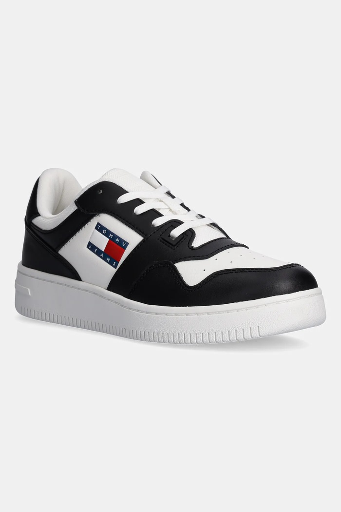 Kožené sneakers boty Tommy Jeans TJW RETRO BASKET ESS plochá černá EN0EN02505