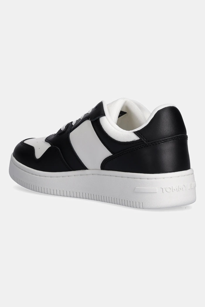 Boty Kožené sneakers boty Tommy Jeans TJW RETRO BASKET ESS EN0EN02505 černá