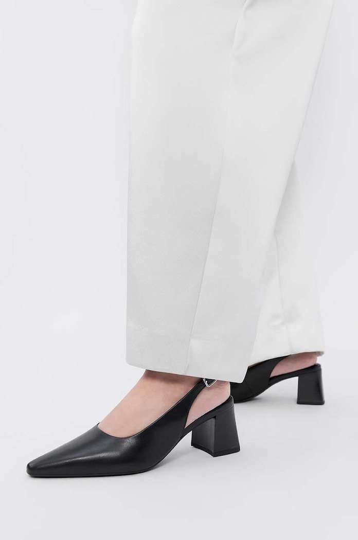Vagabond Shoemakers czółenka skórzane ALTEA 5740.401.20
