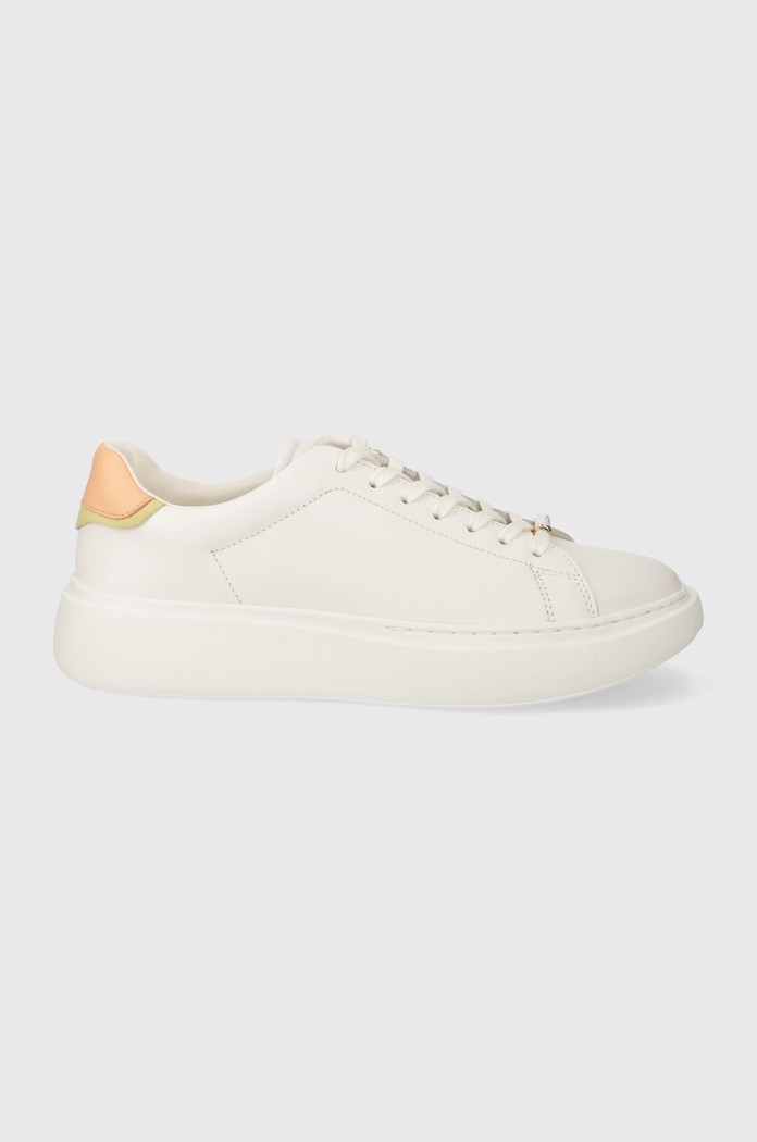 BOSS sneakersy skórzane Amber płaska biały 50517207.160