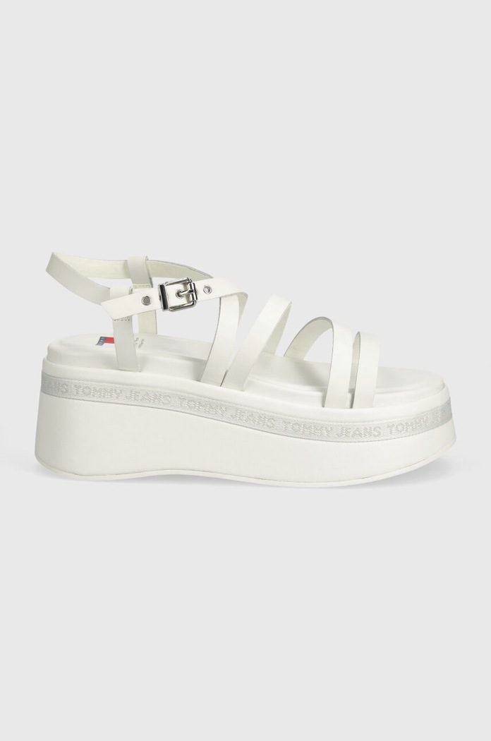 Tommy Jeans bőr szandál TJW STRAPPY WEDGE SANDAL EN0EN02516 fehér SS24