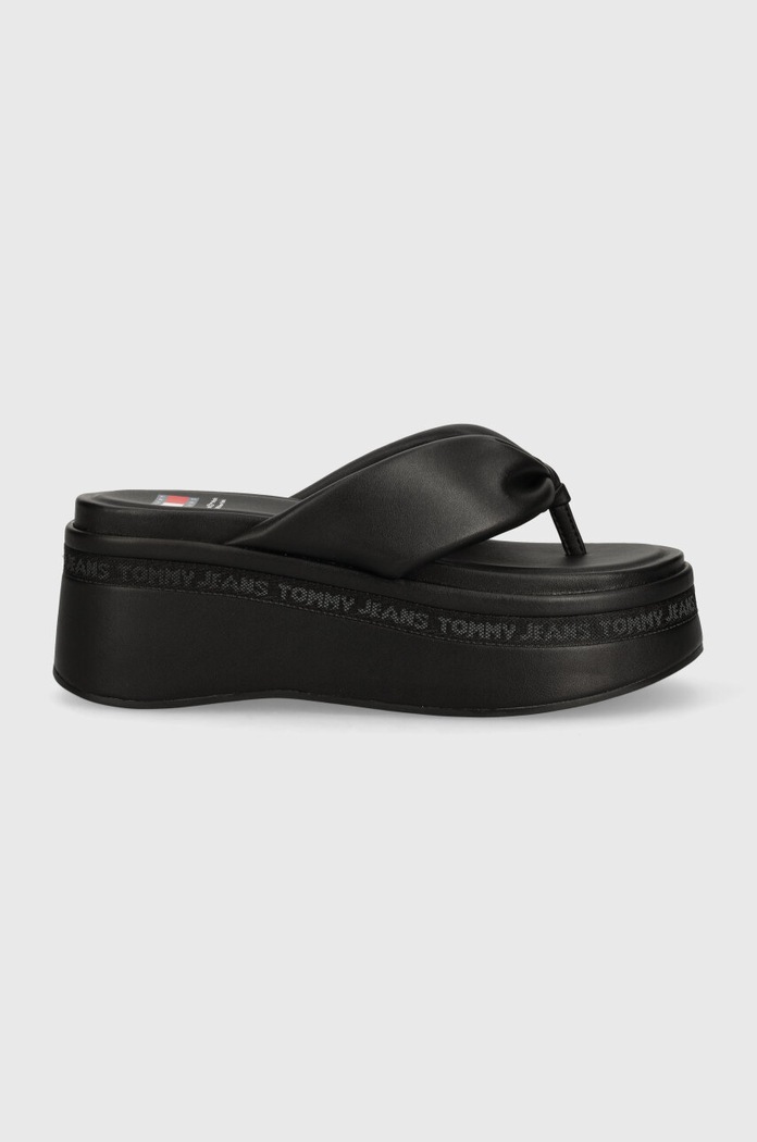 Žabky Tommy Jeans TJW WEDGE SANDAL EN0EN02457 čierna SS24