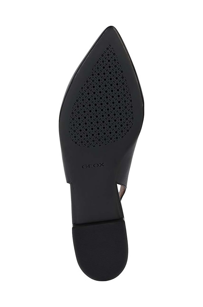 Geox baleriny skórzane D CHARYSSA D459BB.000TU.C9999