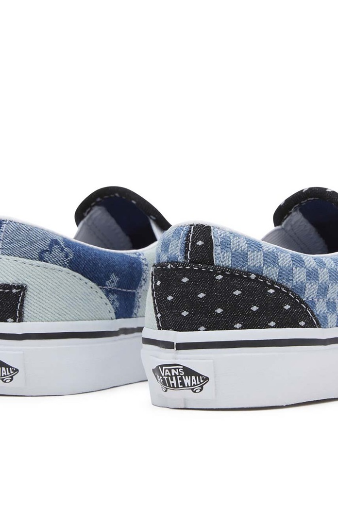 CHLAPEC Dětské tenisky Vans UY Classic Slip-On Patchwork VN0A5FBKNWD modrá