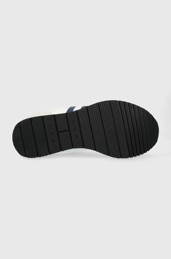 Sneakers boty Tommy Jeans TJM RUNNER CASUAL ESS EM0EM01351 bílá