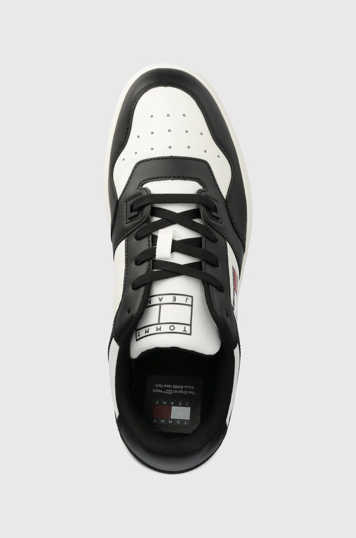 Tommy Jeans sneakersy skórzane TJM RETRO BASKET ESS czarny EM0EM01395