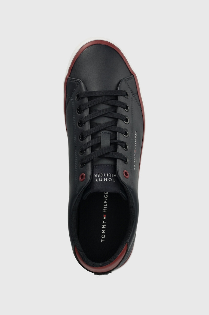 Usnjene teniske Tommy Hilfiger TH HI VULC CORE LOW LEATHER ESS mornarsko modra FM0FM05041