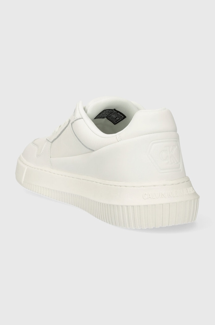 Boty Tenisky Calvin Klein Jeans CHUNKY CUPSOLE LOW LTH IN SAT YM0YM00873 bílá