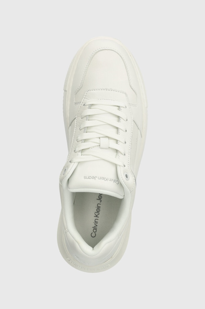 Tenisky Calvin Klein Jeans CHUNKY CUPSOLE LOW LTH IN SAT bílá YM0YM00873