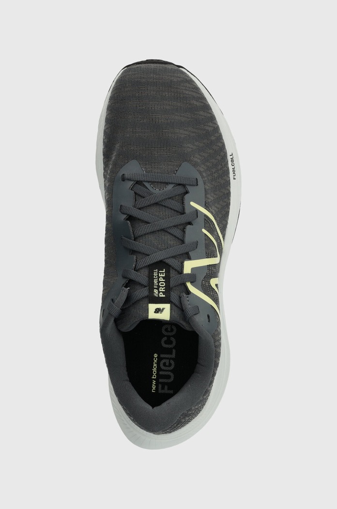 Tenisice za trčanje New Balance FuelCell Propel v4 siva MFCPRCC4