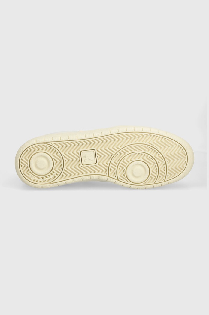 Veja leather sneakers V-90 VD2003654B beige