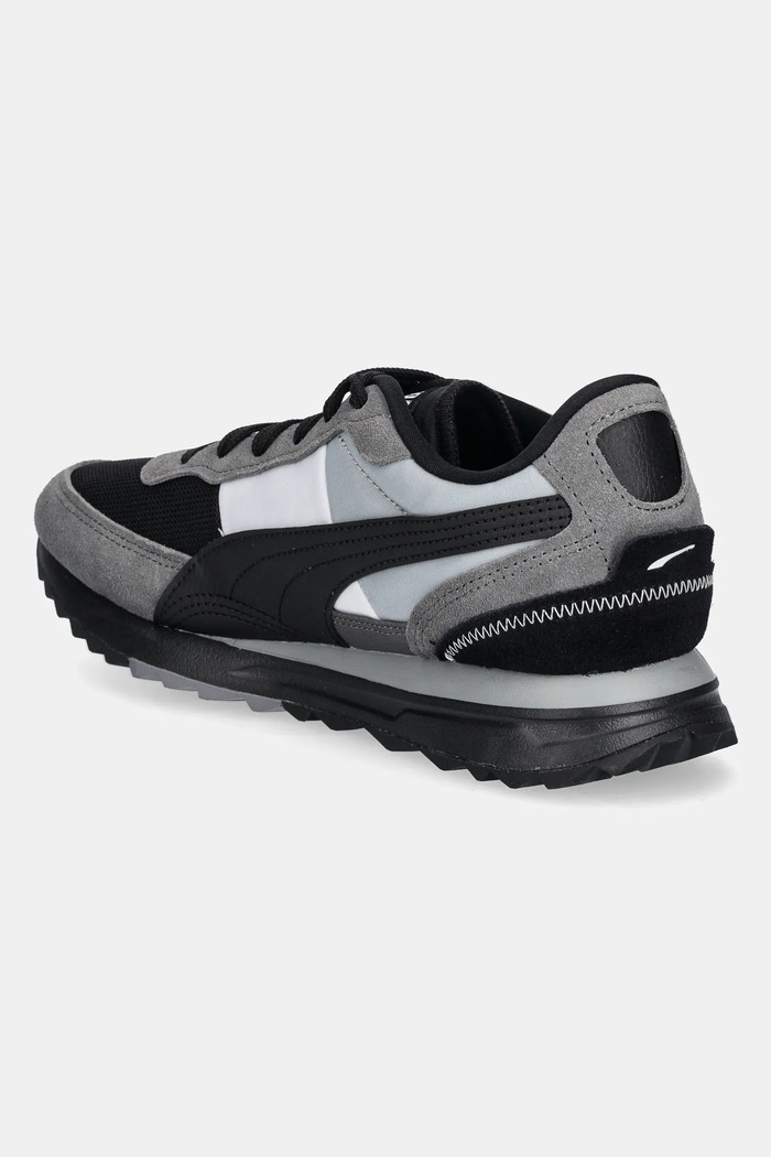 Взуття Кросівки Puma Road Rider 397377 чорний