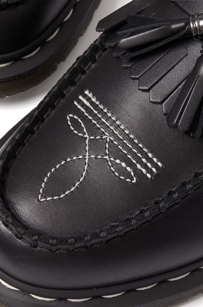 Scarpe Dr. Martens mocassini in pelle Adrian Gothic Americana DM31626001 nero