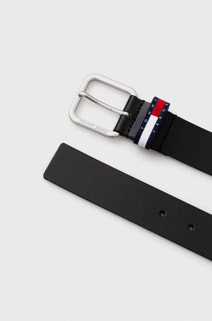 Tommy Jeans bőr öv AM0AM12337 fekete SS24
