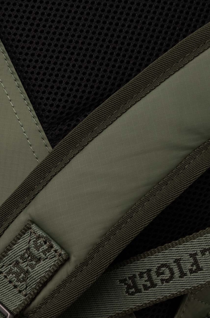 Batoh Tommy Hilfiger zelená AM0AM12237