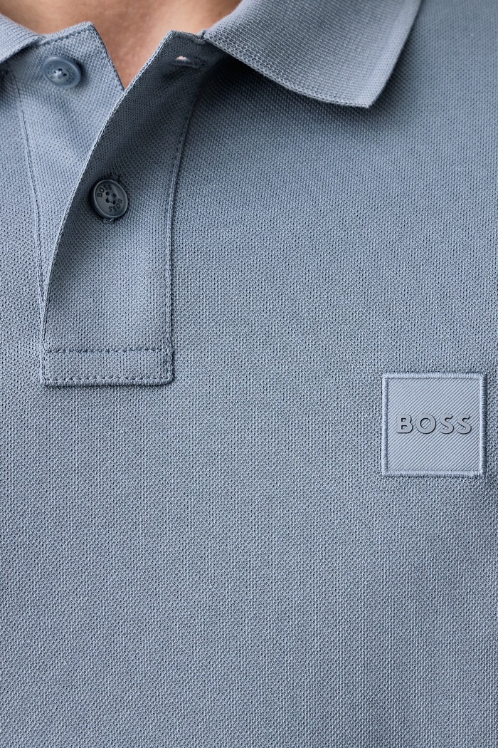 Polo męskie bawełniane z elastanem Passenger BOSS Orange niebieski 50507803