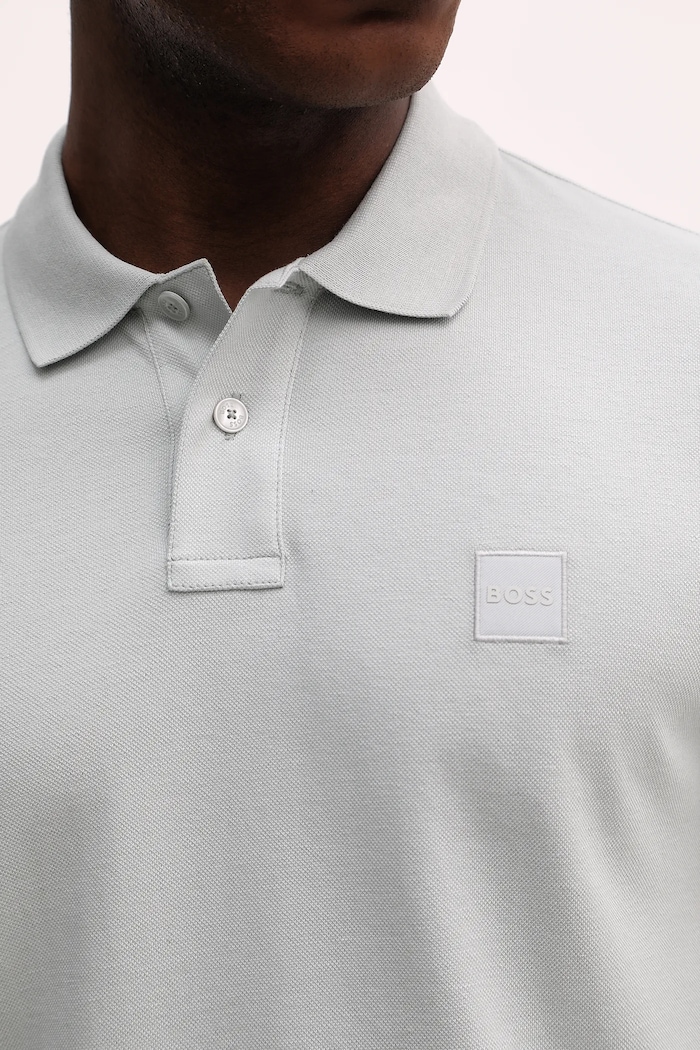 BOSS Orange polo pánské bavlněné s elastanem Passenger 50507803 zelená