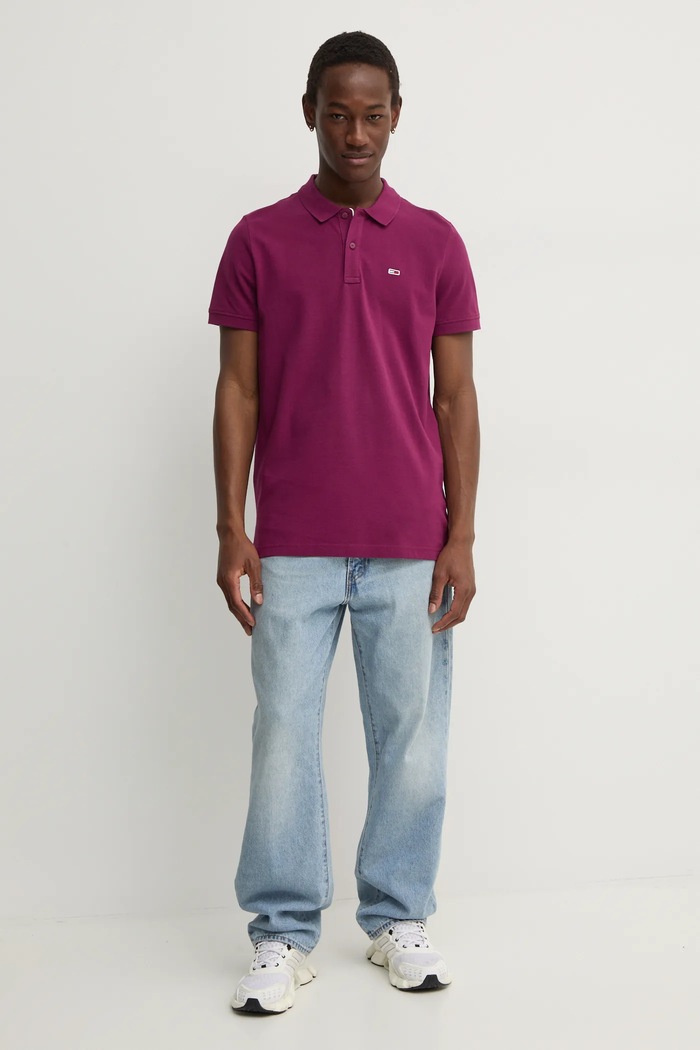 Bavlnené polo tričko Tommy Jeans DM0DM18312 fialová SS25