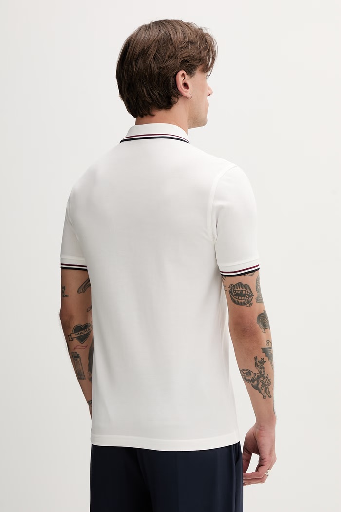 Oblačila Bombažen polo Fred Perry Twin Tipped Shirt M3600.T60 bela