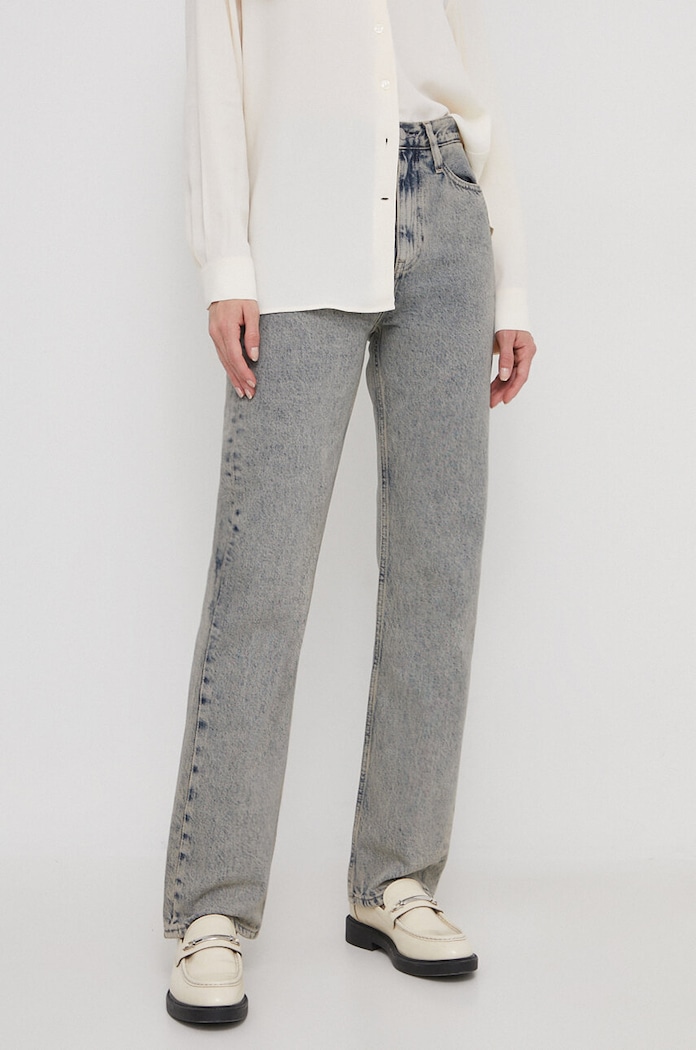 Kavbojke Calvin Klein Jeans Prijazno od planeta modra J20J222455