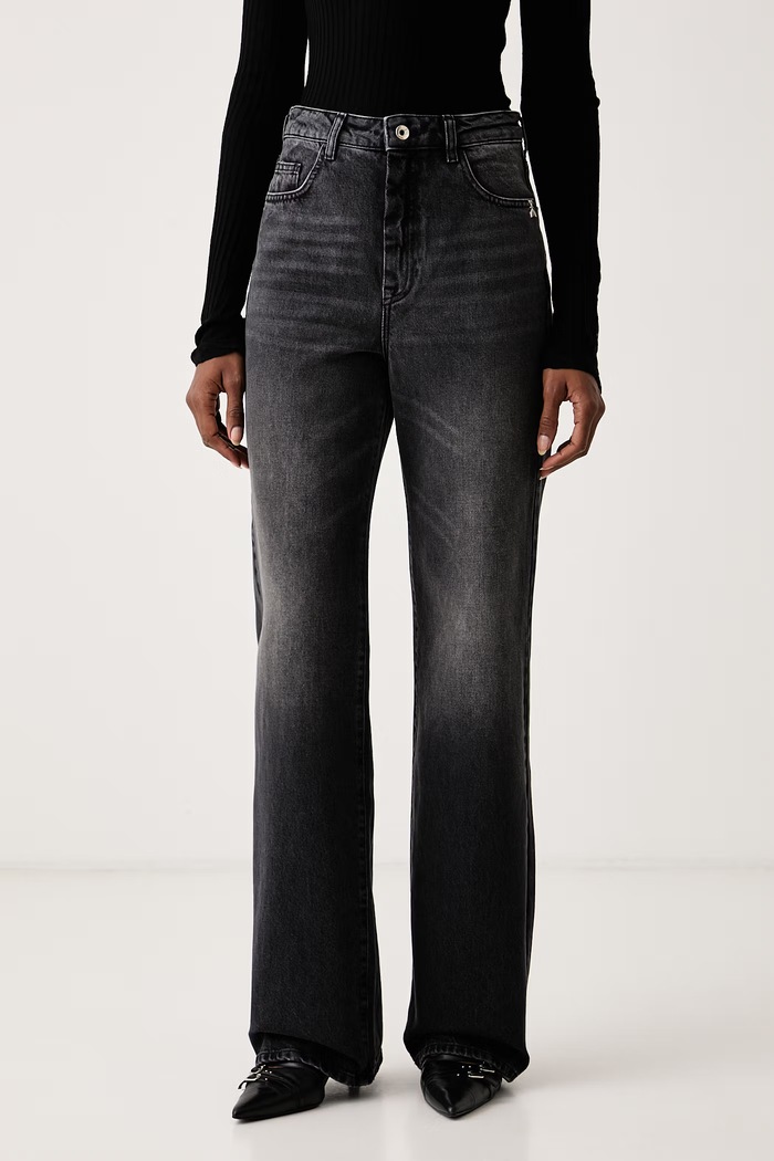 Patrizia Pepe regular fit džíny dámské černá 8P0487.D1WZN