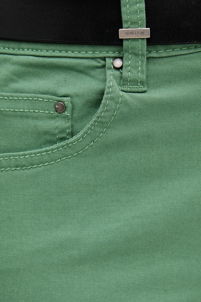 Rifle United Colors of Benetton zelená 46QRDE010